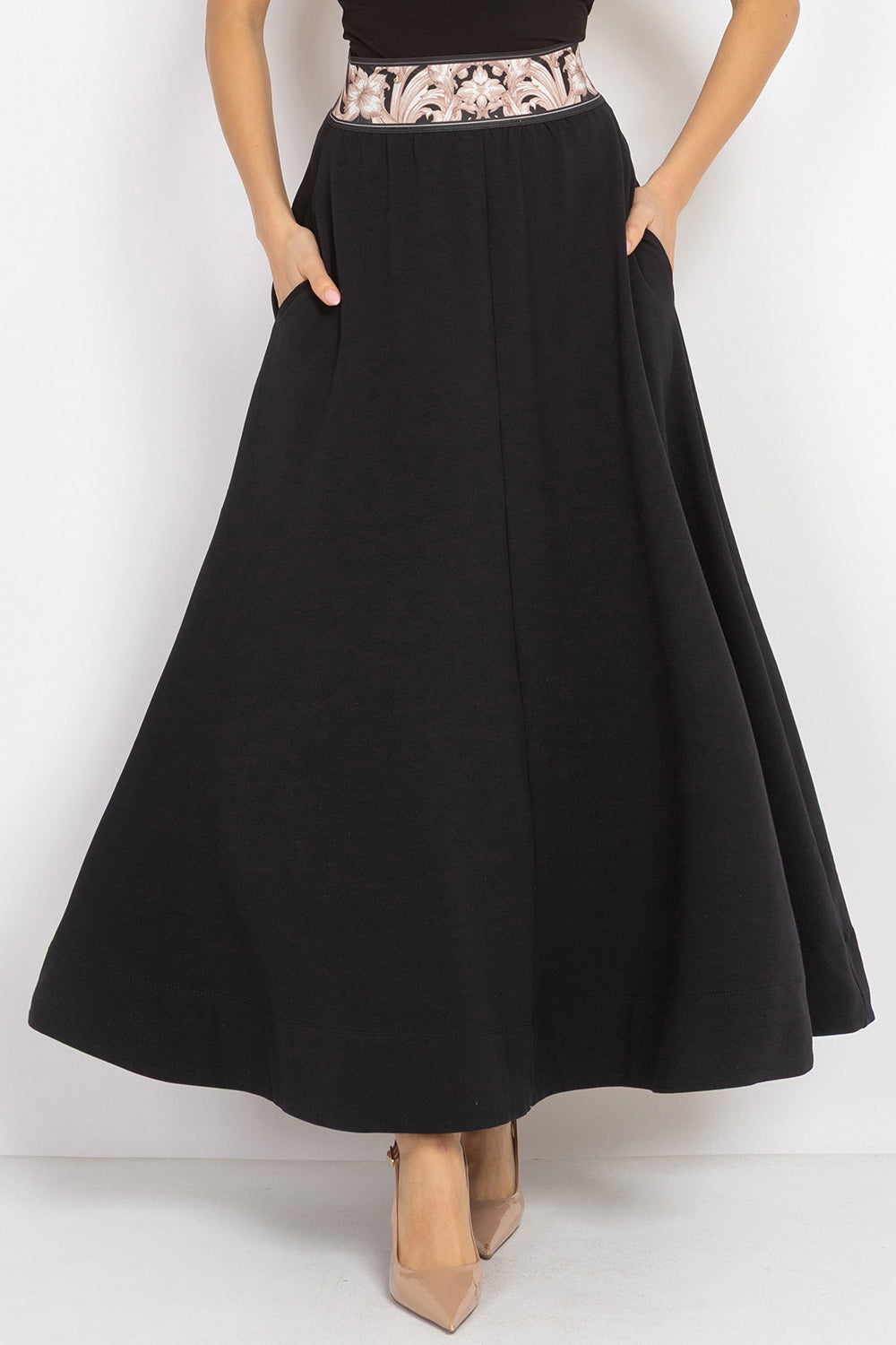 LONG BLACK COTTON SKIRT WITH ELASTIC WAIST AND SIDE POCKETS - ESSENTIALS JIORO ДЪЛГА ПОЛА ОТ ЧЕРНА ВАТА С ЛАСТИК В ТАЛИЯТА И СТРАНИЧНИ ДЖОБОВЕ - ESSENTIALS JIORO