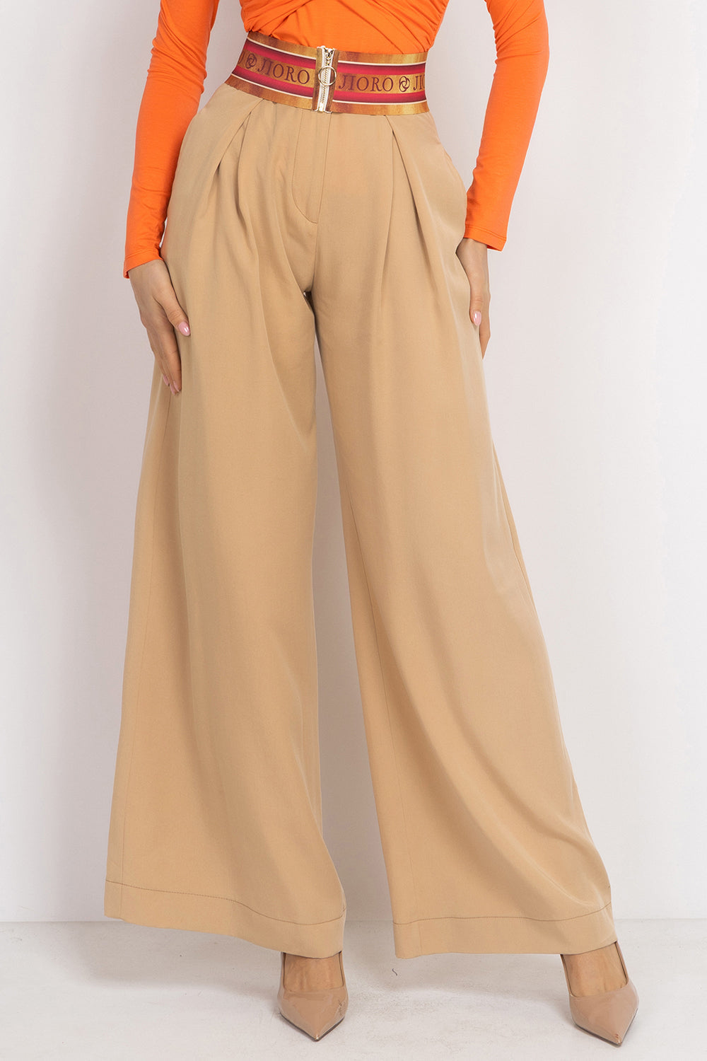 BEIGE LOOSE-FIT LYOCELL PANTS WITH PLEATS - ESSENTIALS