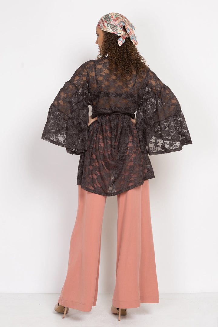 ASYMMETRIC LACE TUNIC WITH GATHERED DETAILS ESPRESSO - ESSENTIALS JIORO АСИМЕТРИЧНА ДАНТЕЛЕНА ТУНИКА С НАБОРИ В ЕСПРЕСО – ESSENTIALS JIORO