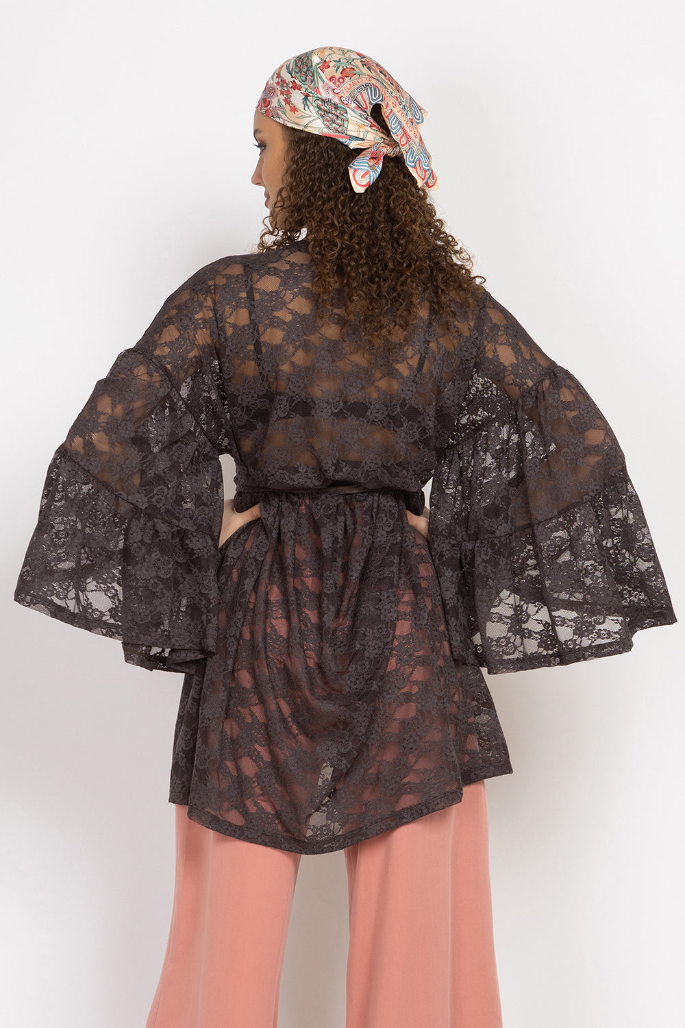 ASYMMETRIC LACE TUNIC WITH GATHERED DETAILS ESPRESSO - ESSENTIALS JIORO АСИМЕТРИЧНА ДАНТЕЛЕНА ТУНИКА С НАБОРИ В ЕСПРЕСО – ESSENTIALS JIORO