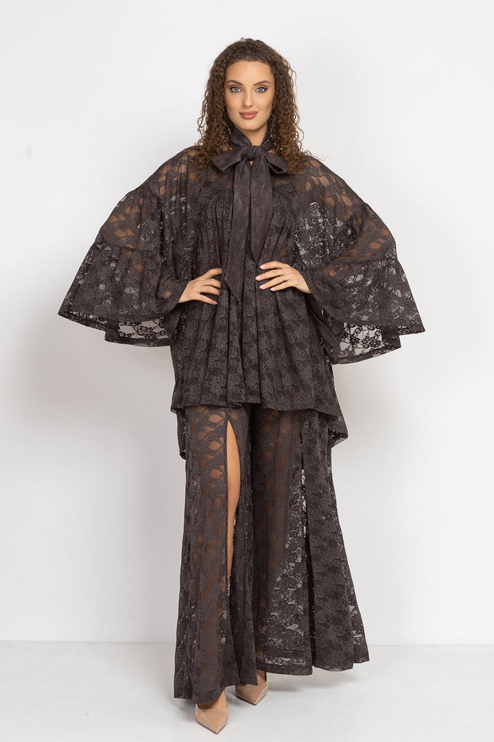 ASYMMETRIC LACE TUNIC WITH GATHERED DETAILS ESPRESSO - ESSENTIALS JIORO АСИМЕТРИЧНА ДАНТЕЛЕНА ТУНИКА С НАБОРИ В ЕСПРЕСО – ESSENTIALS JIORO