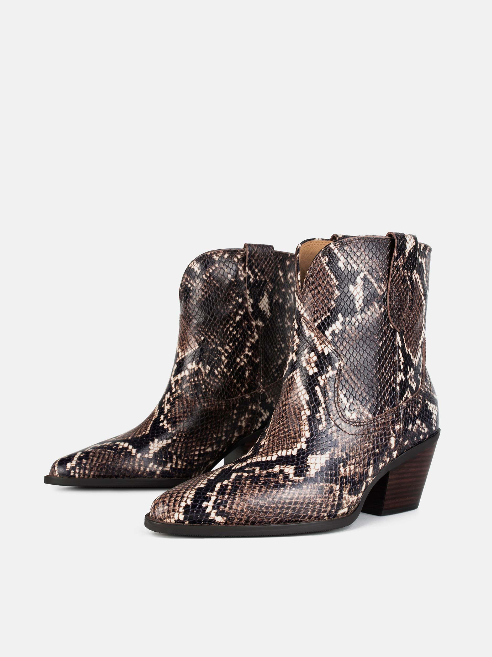 ed9bbd1b697a8b62e8f428274ae60e91