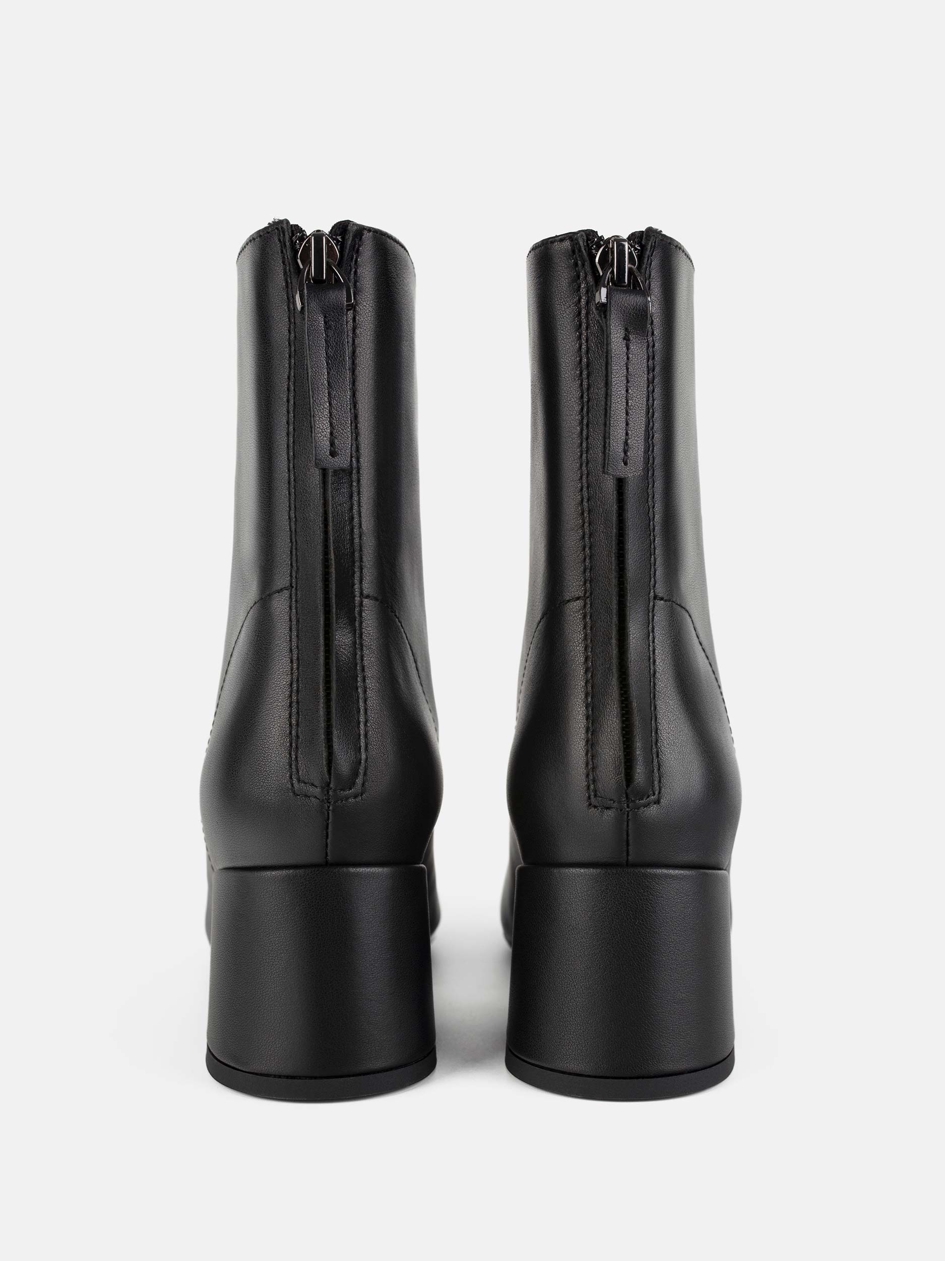 a84d06e2161a0bce05efe465e313d738