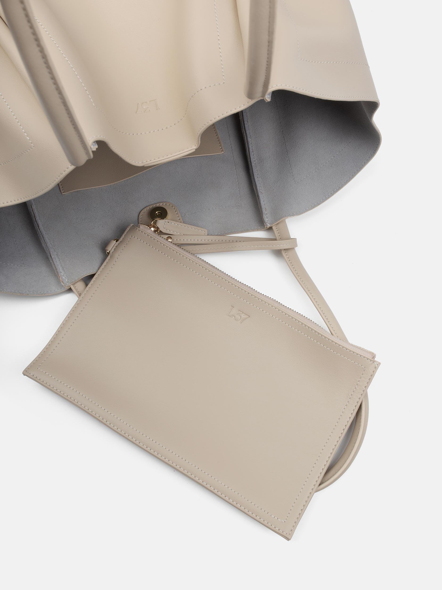 7f6dfe043bea37c2a8e637452b275c01