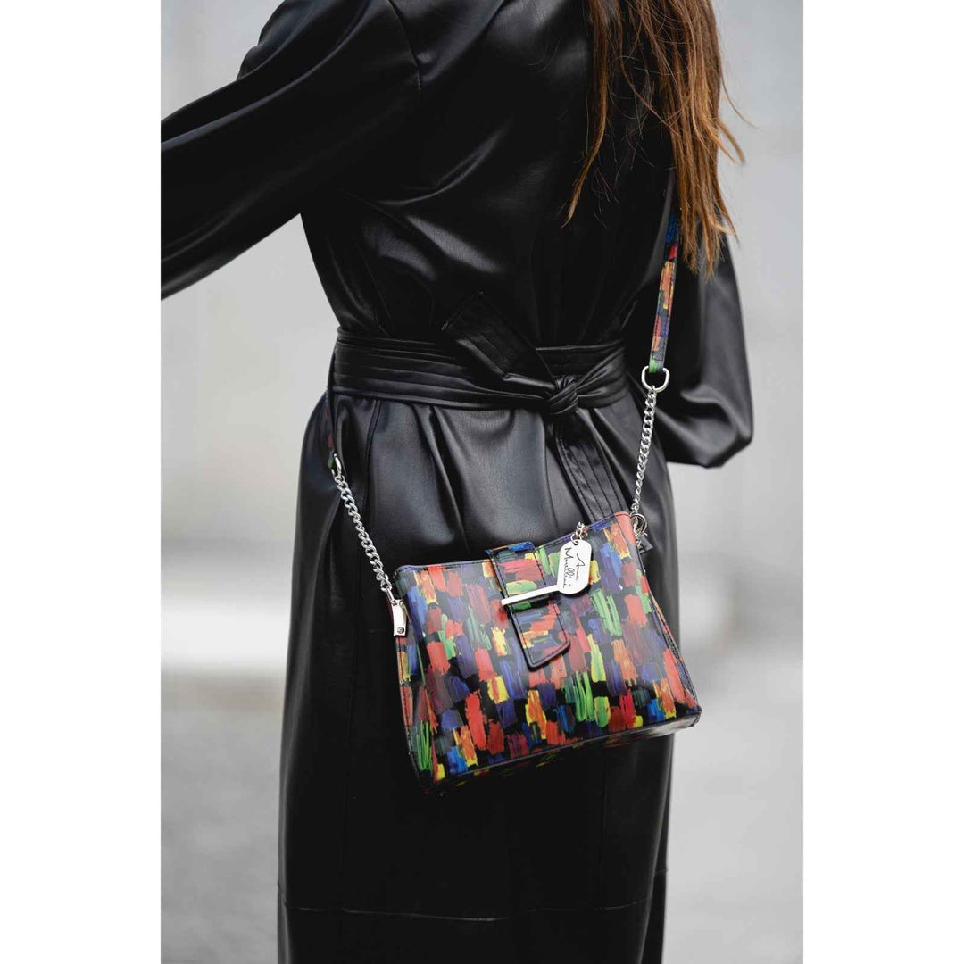 Olivia- WB189440-BLACKMULTI (207)