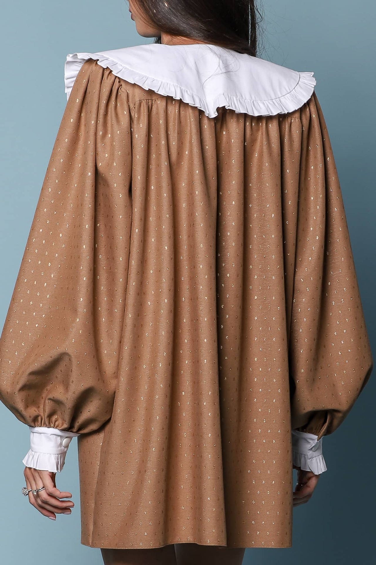 YVN VICTORIA ROBE MINI AMPLE À DÉTAILS VINTAGE