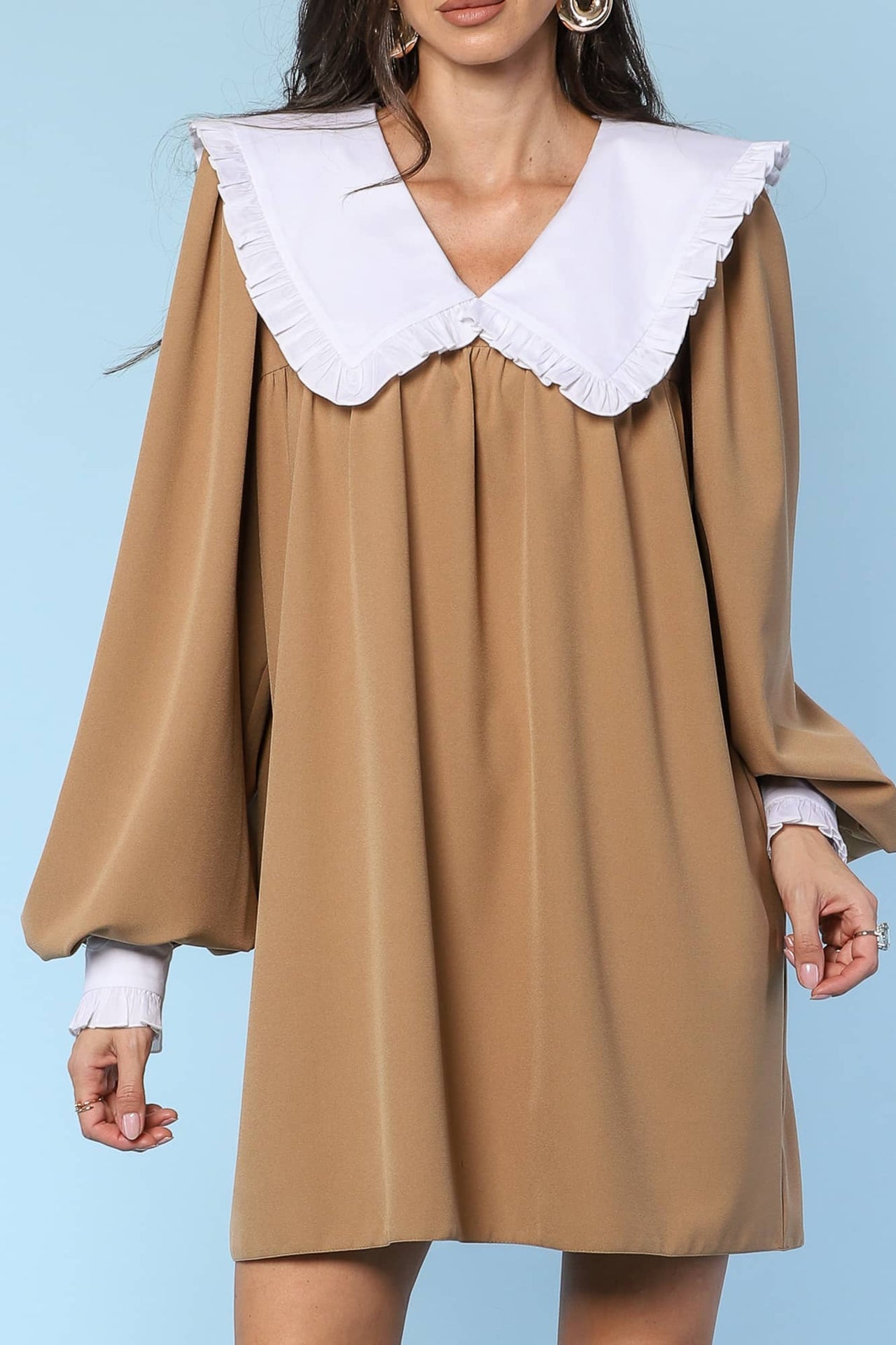 YVN MINI-ROBE SOPHISTIQUÉE À COL CONTRASTÉ