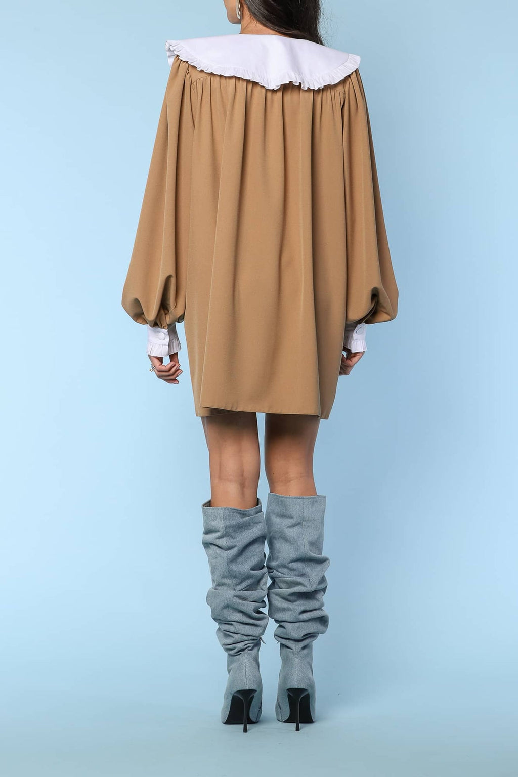 YVN MINI-ROBE SOPHISTIQUÉE À COL CONTRASTÉ