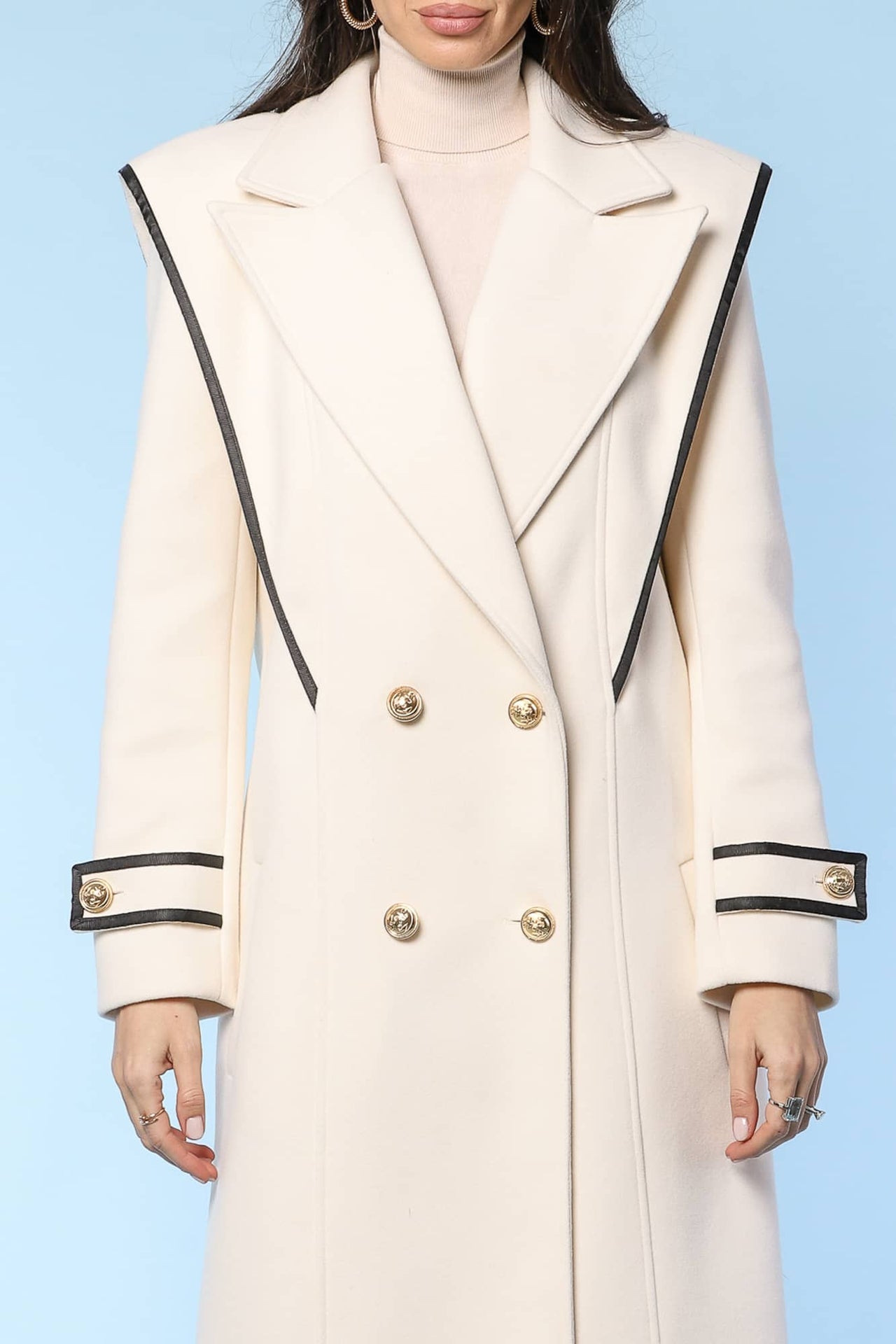 MANTEAU LONG YVN POWER STATEMENT