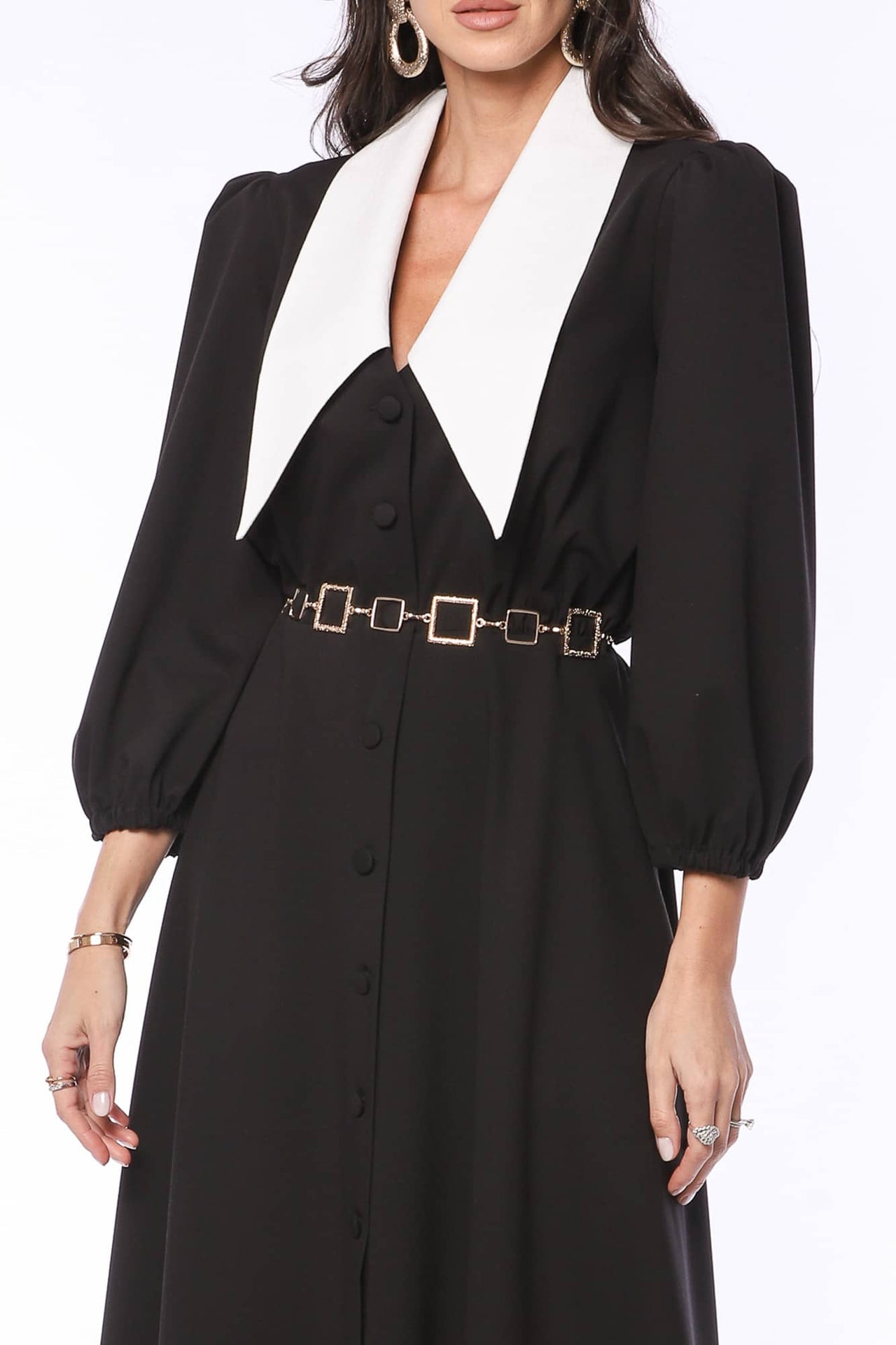 Robe mi-longue rétro romantique à col YVN