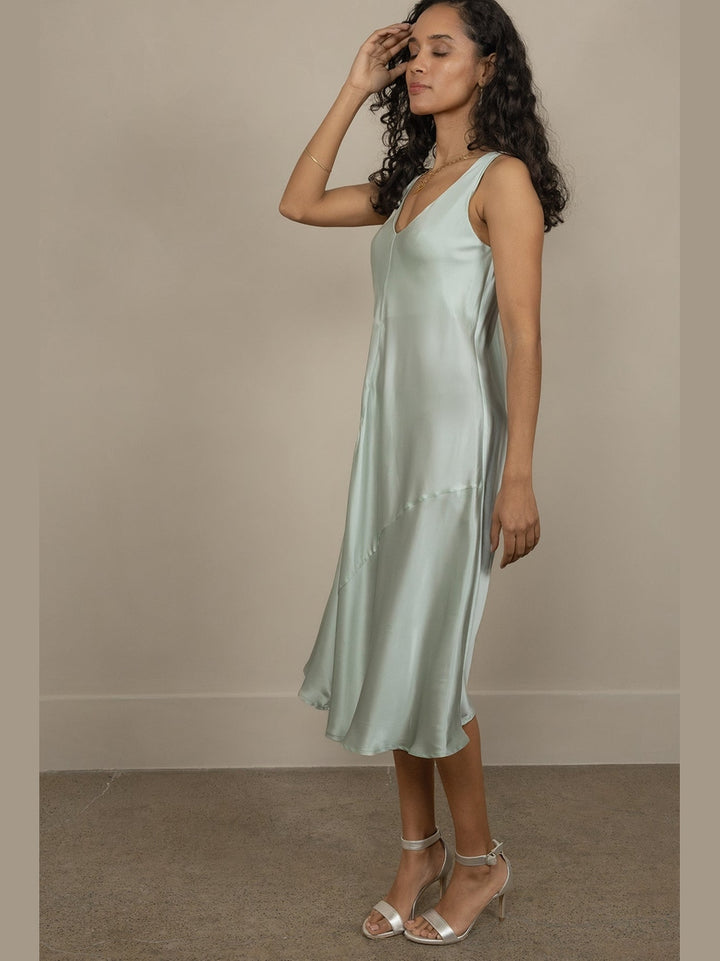 LORA GENE - CAMILLE V-NECK SILK DRESS - Fashion Roots