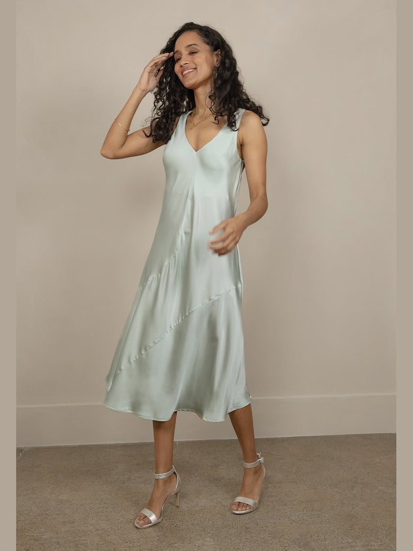 LORA GENE - CAMILLE V-NECK SILK DRESS - Fashion Roots