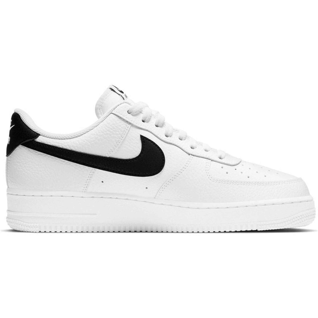 Nike Sneakers - Fashion Roots