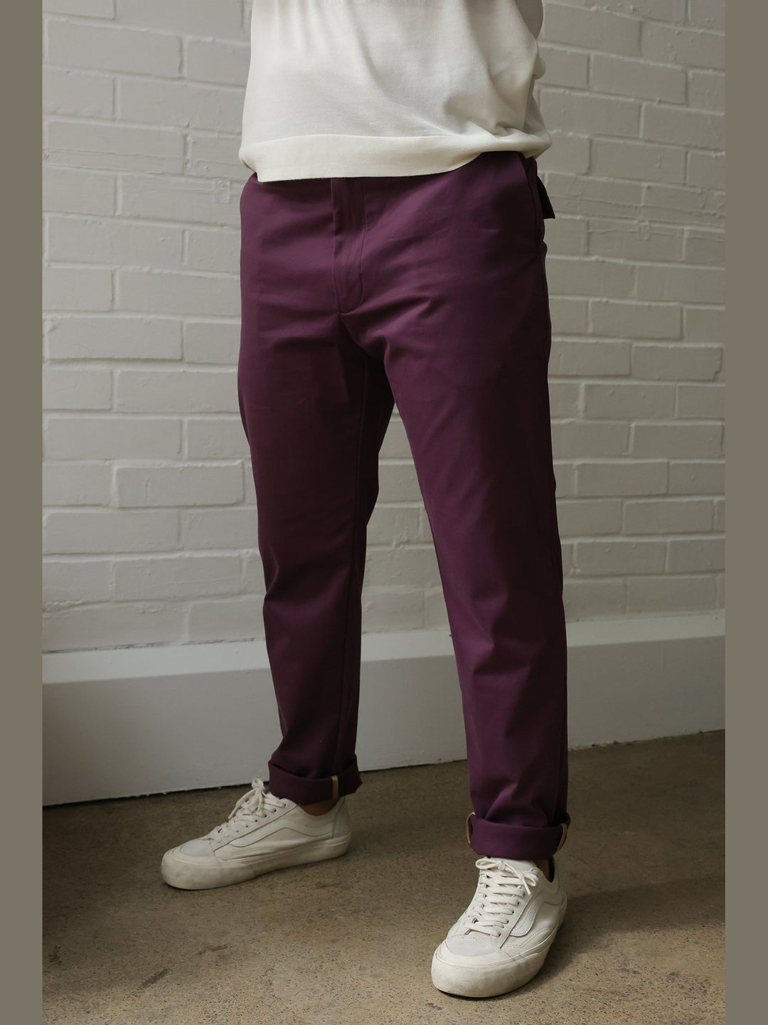 GENE - Fig Smoke Jude Cotton Trousers - Fashion Roots