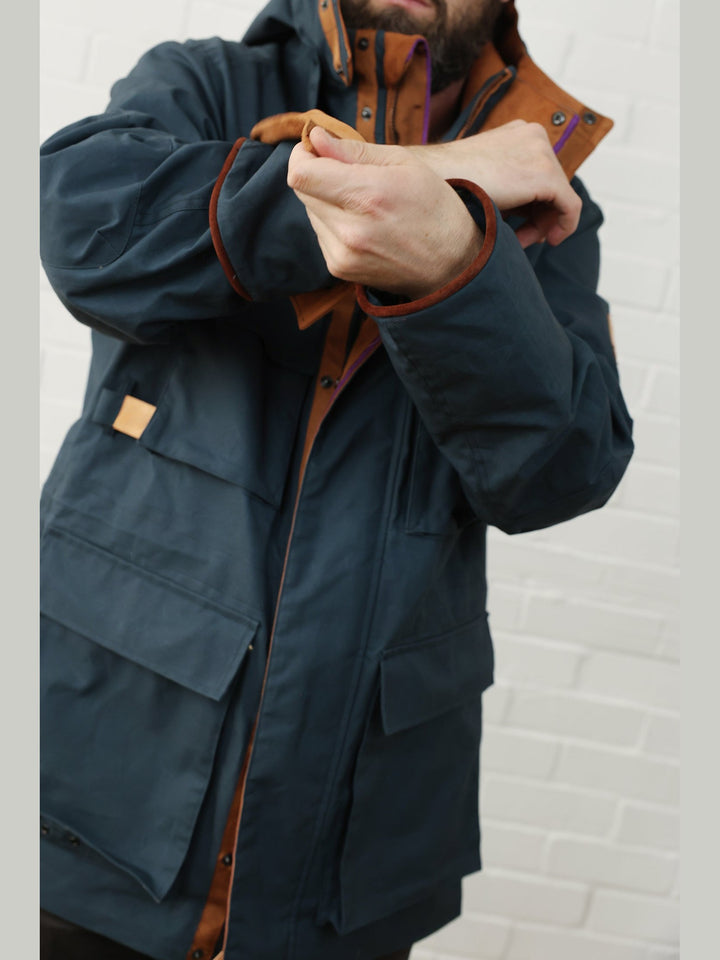 GENE - The Hawthorn Parka in navy - Fashion Roots