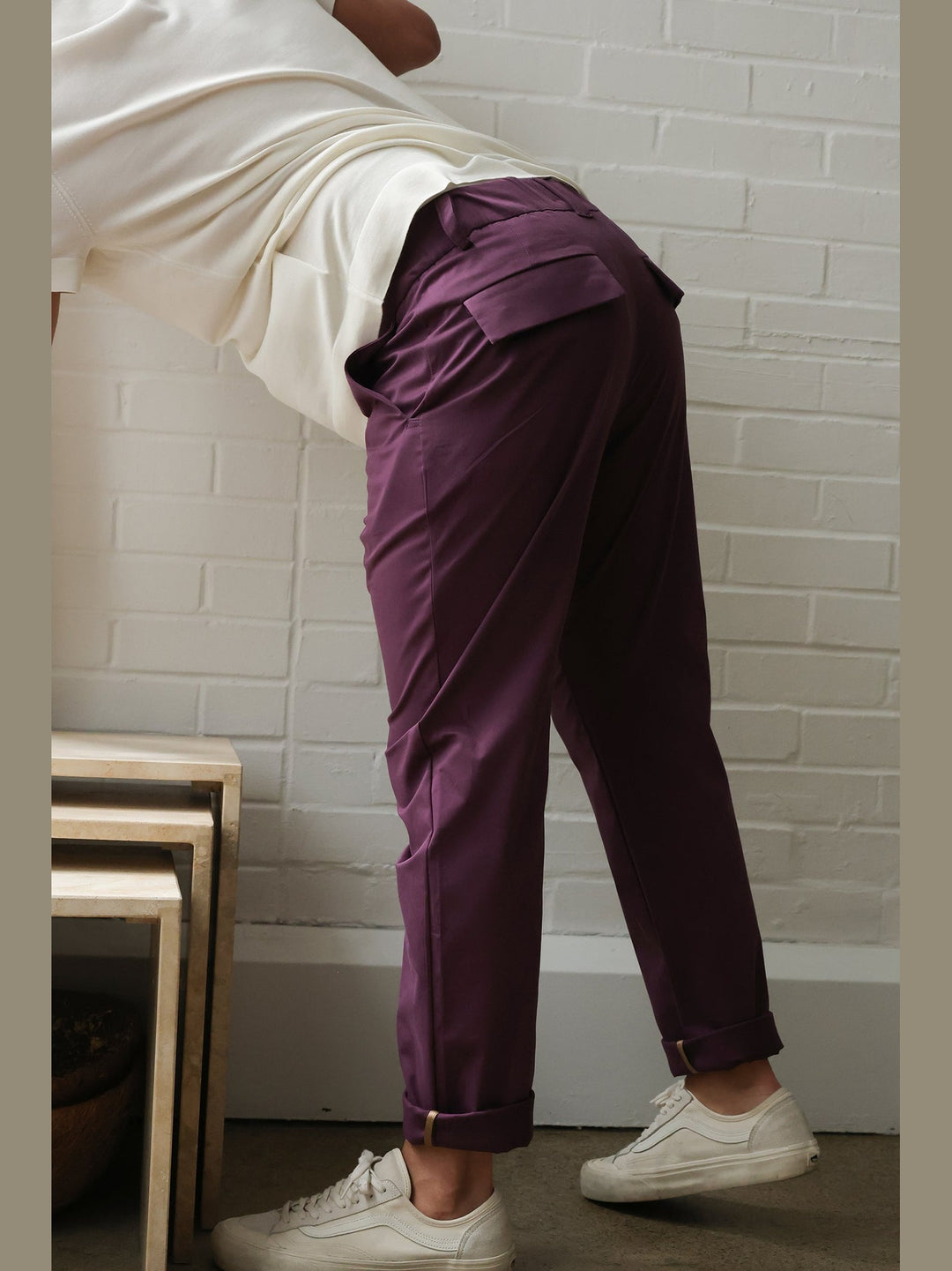 GENE - Fig Smoke Jude Cotton Trousers - Fashion Roots