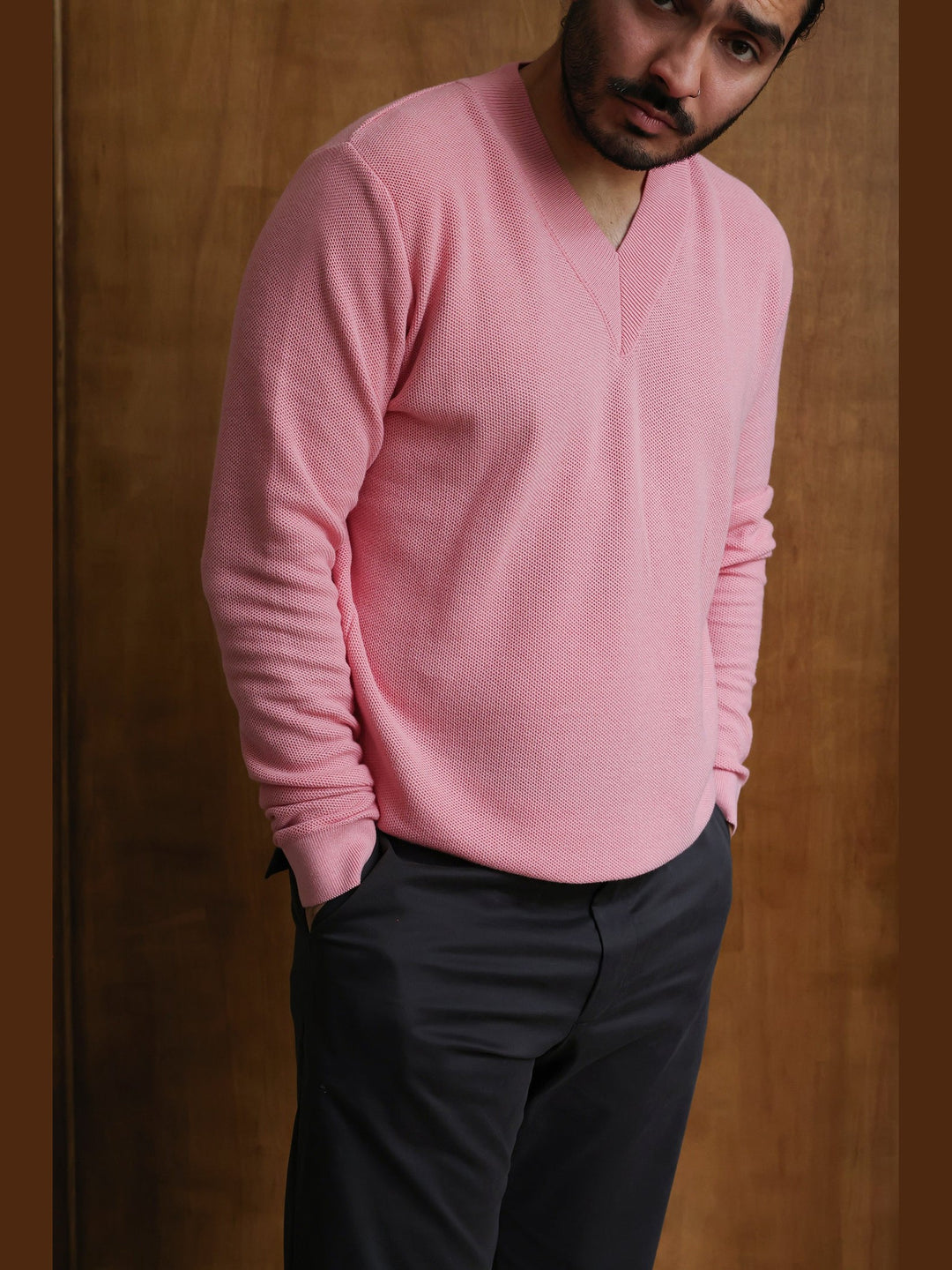 GENE - Pink Frame V-Neck Sweater - Fashion Roots