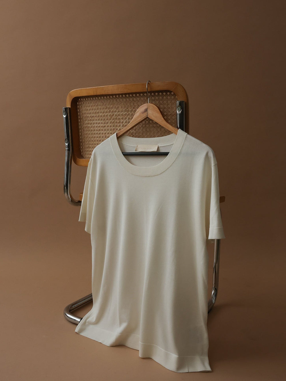 GENE - The Essential Silk T-shirt - Fashion Roots
