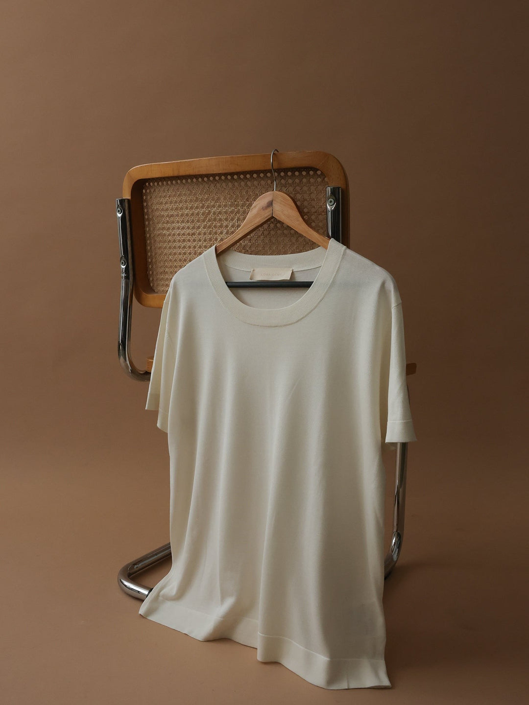 GENE - The Essential Silk T-shirt - Fashion Roots