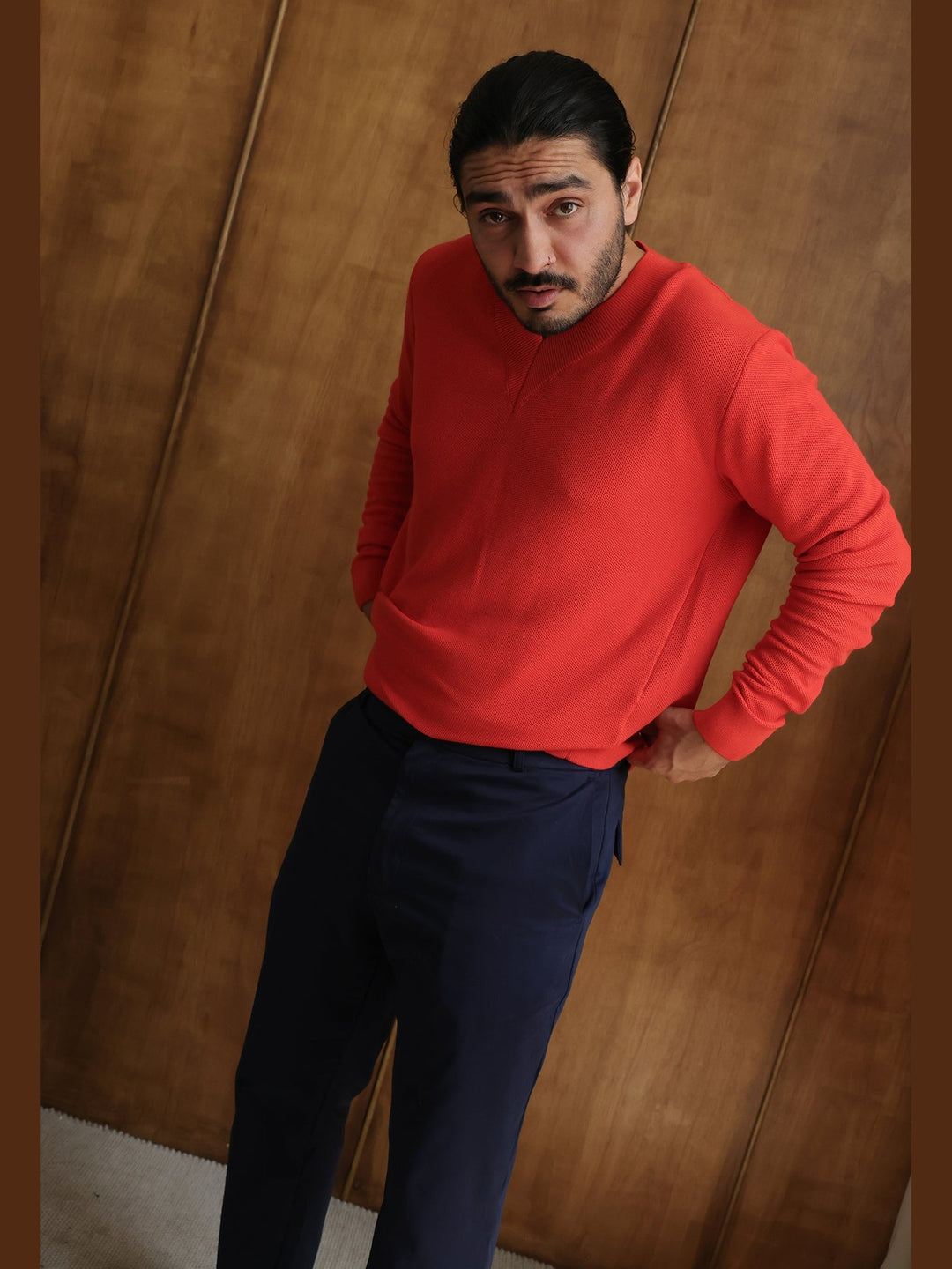 GENE - Burnt Orange Frame V-Neck Sweater - Fashion Roots