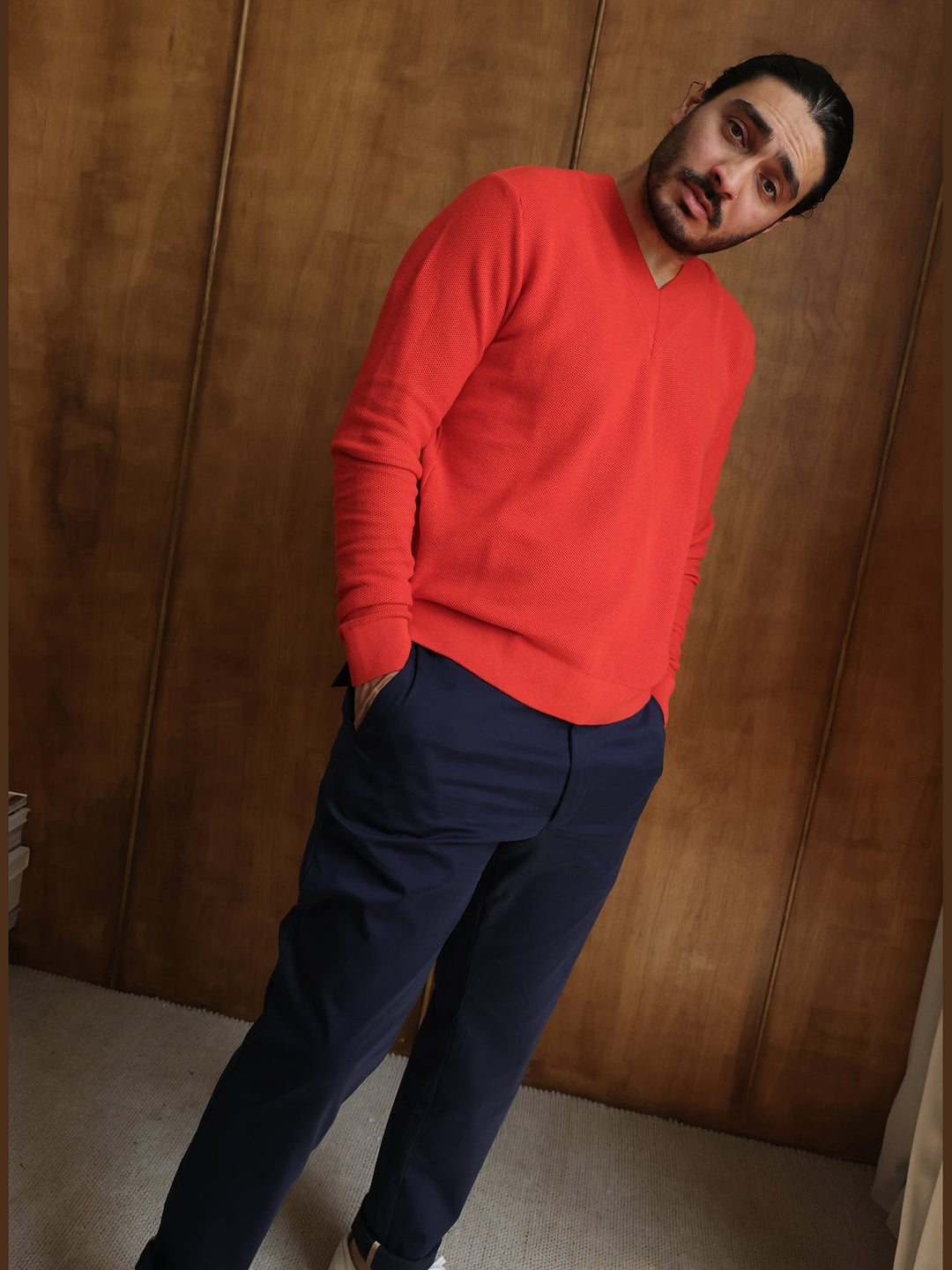 GENE - Burnt Orange Frame V-Neck Sweater - Fashion Roots