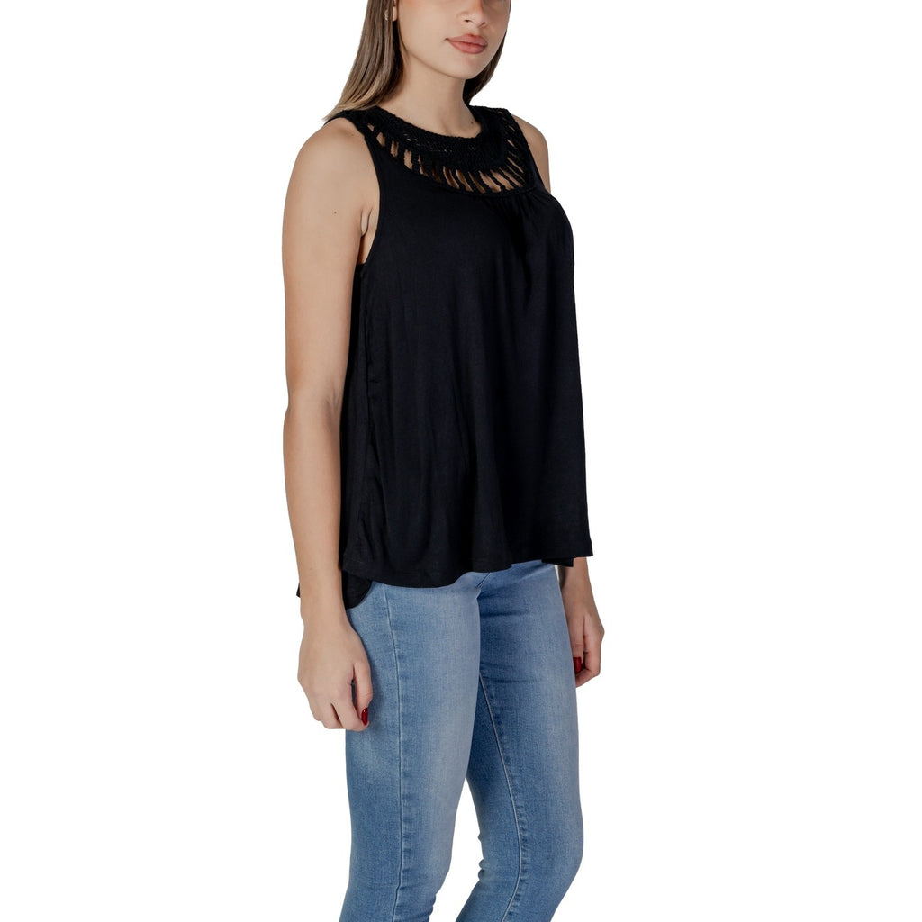 B.young - B.young  Women Undershirt