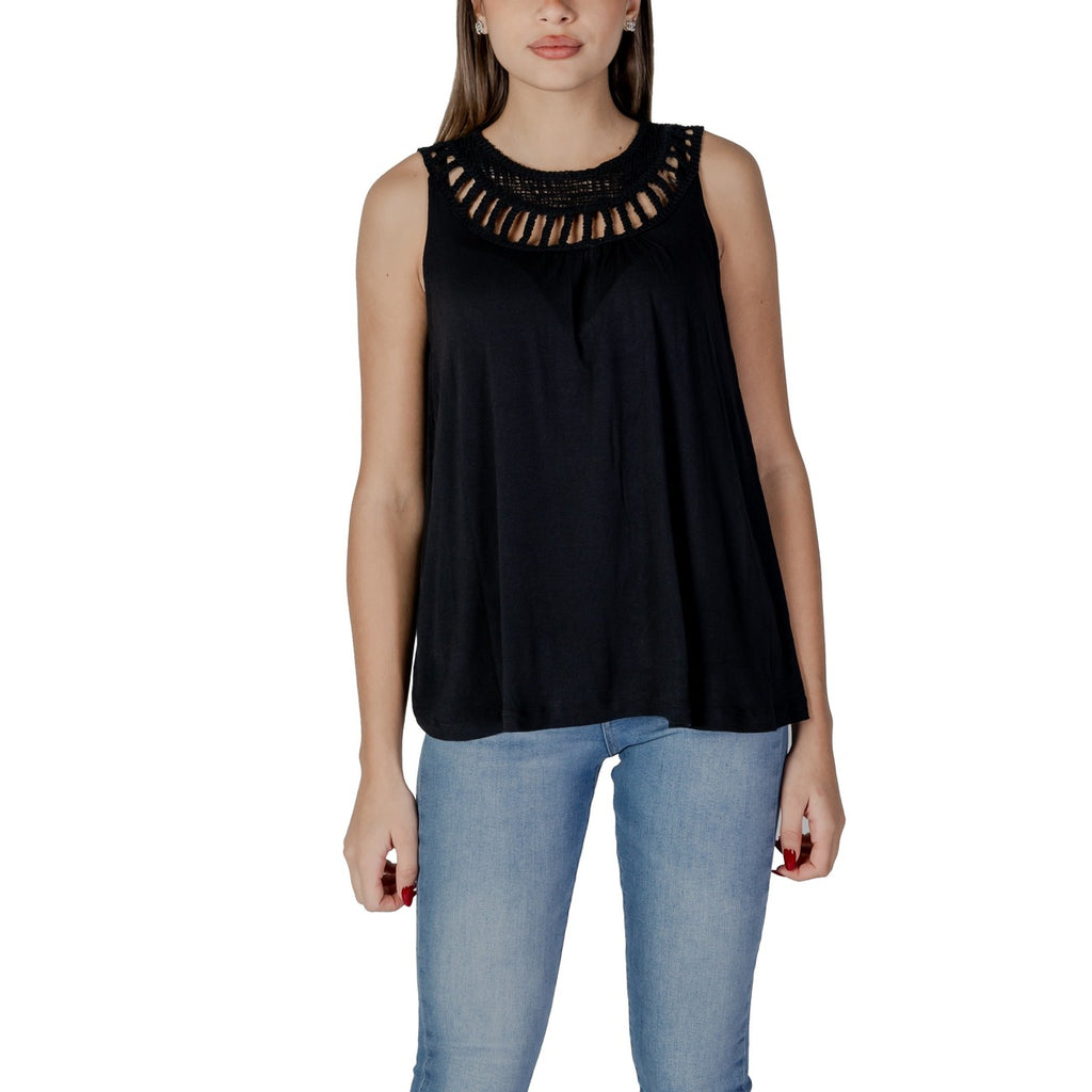 B.young - B.young  Women Undershirt
