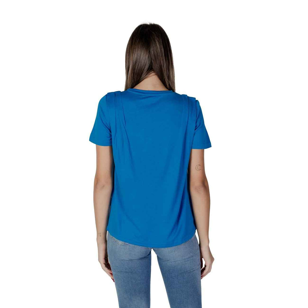 B.young - B.young  Women T-Shirt